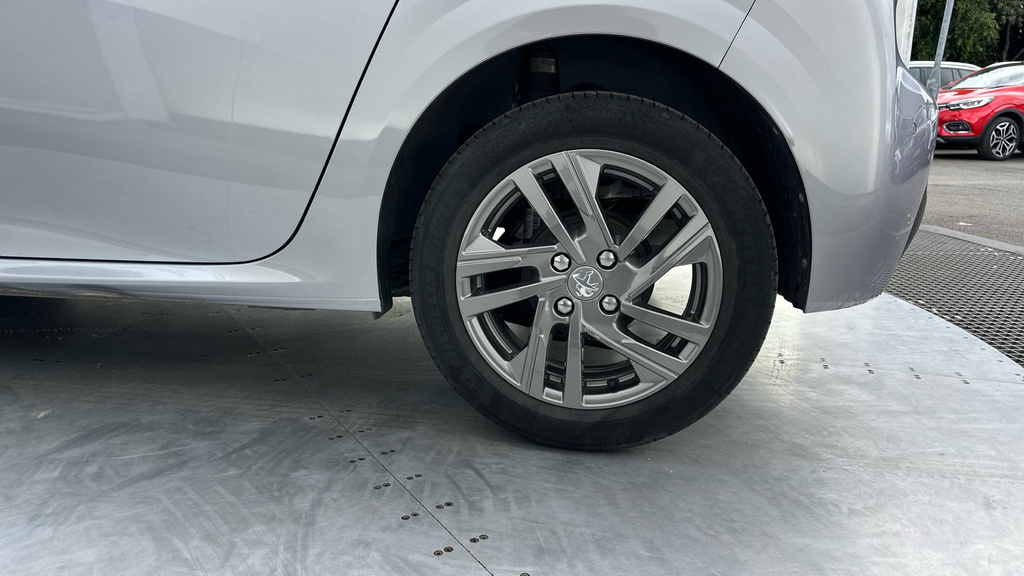 Peugeot 208 1.2 Puretech Active Grey #18