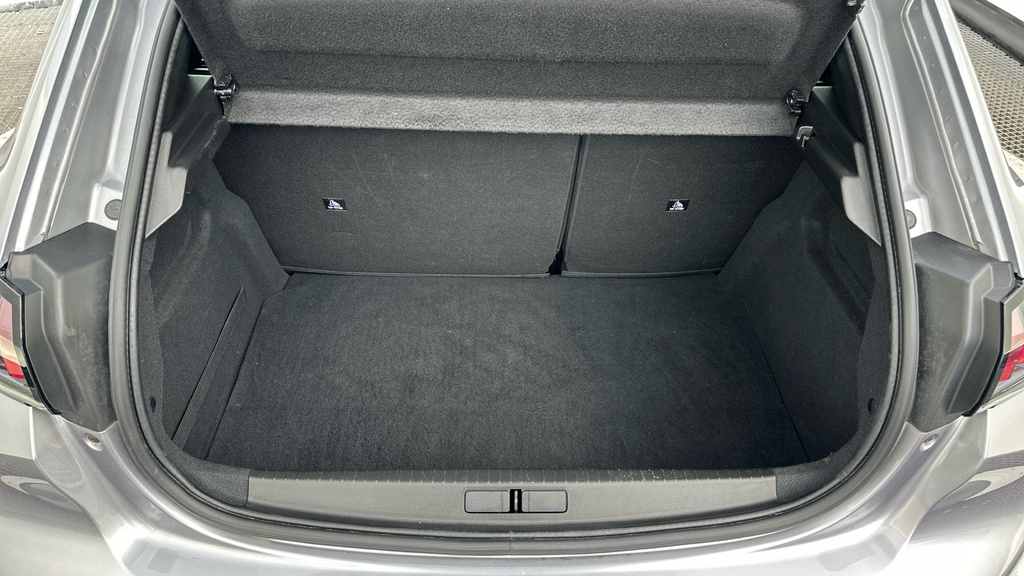 Peugeot 208 1.2 Puretech Active Grey #41