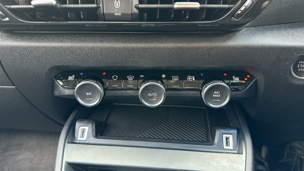 Citroen C4 1.2 Puretech 130 C-series Edition White #88