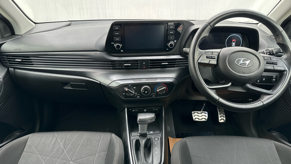 Hyundai Bayon 1.0 T-gdi Mhev Se Connect Suv Hybrid Dc ST72VPE White #4