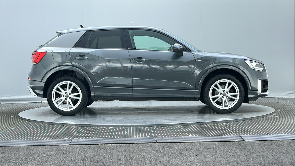 Audi Q2 1.5 Tfsi Cod 35 S Line Suv S Tronic Eur Grey #5