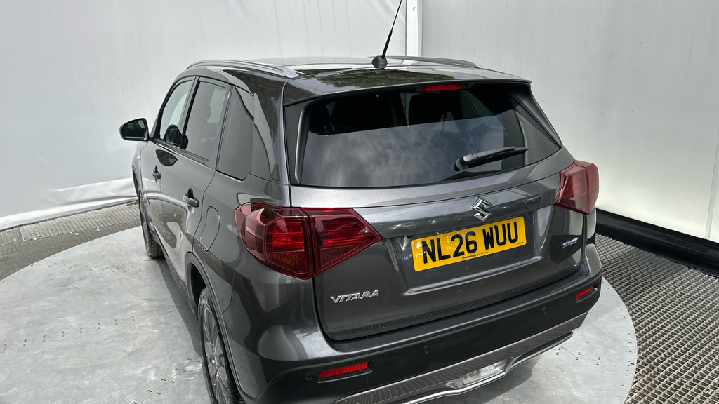 Suzuki Vitara 1.4 Boosterjet Mhev Motion Red #48