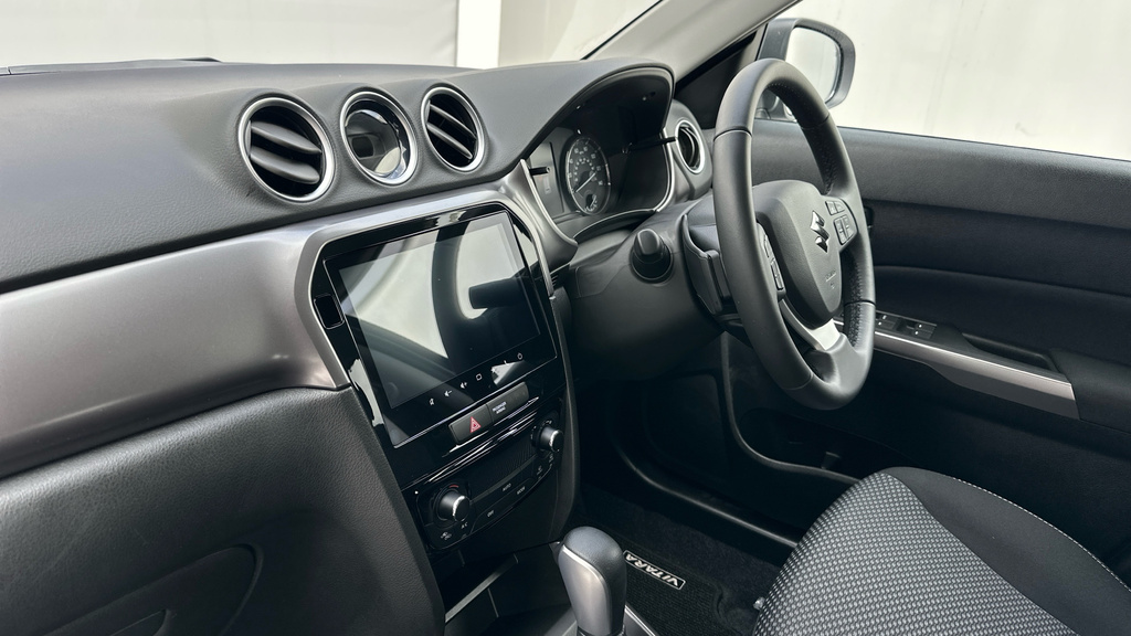 Suzuki Vitara 1.4 Boosterjet Mhev Motion Red #33