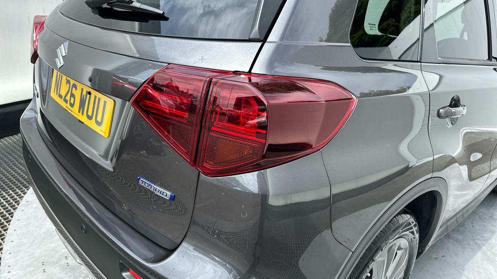 Suzuki Vitara 1.4 Boosterjet Mhev Motion Red #51