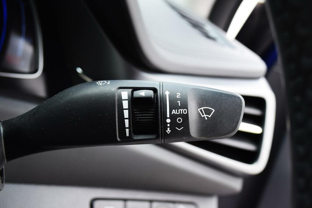 Hyundai Ioniq 77Kwh Premium Grey #20