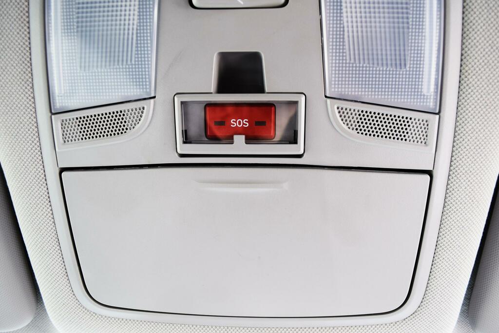 Hyundai Ioniq 77Kwh Premium Grey #27