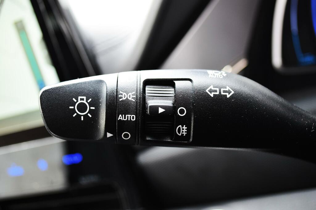 Hyundai Ioniq 77Kwh Premium Grey #18