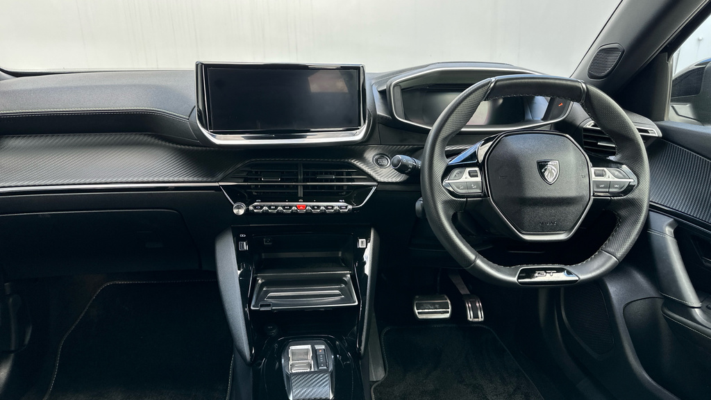 Peugeot e-2008 50Kwh Gt Suv 7Kw Charger 136 Black #4