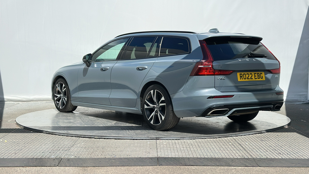 Volvo V60 Estate Black #13