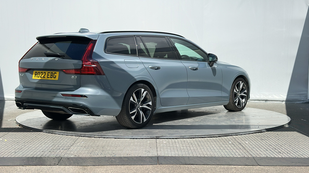 Volvo V60 Estate Black #11