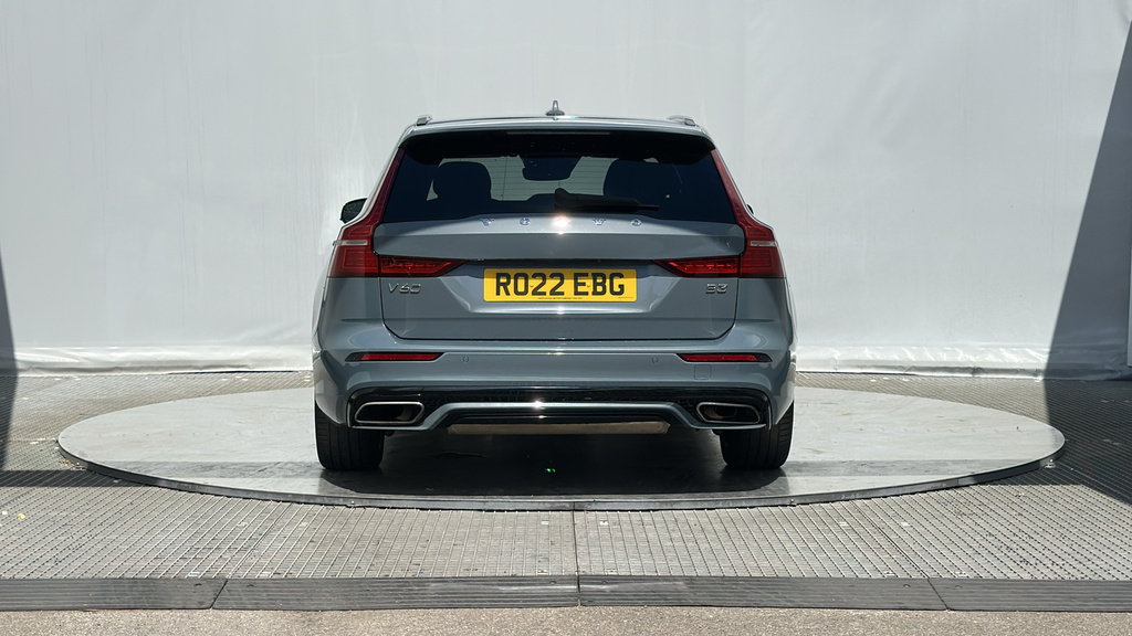 Volvo V60 Estate Black #12