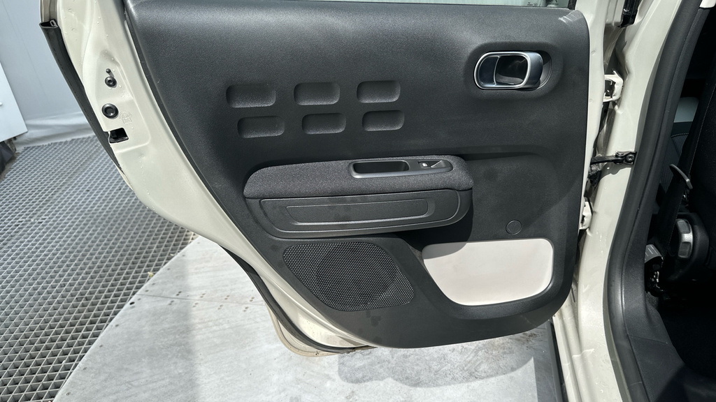 Citroen C3 1.2 Puretech 110 Plus Eat6 Grey #52