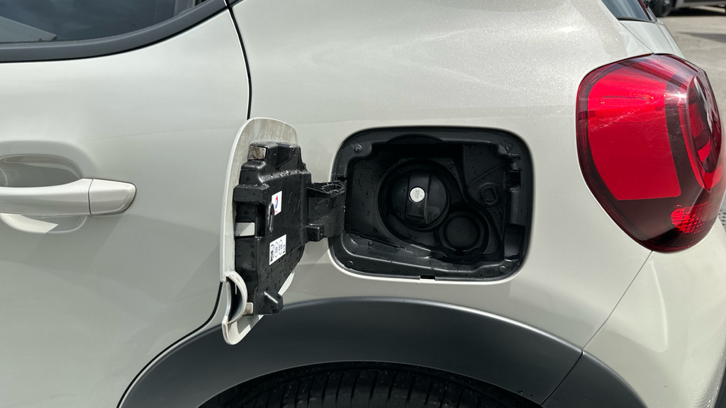 Citroen C3 1.2 Puretech 110 Plus Eat6 Grey #27