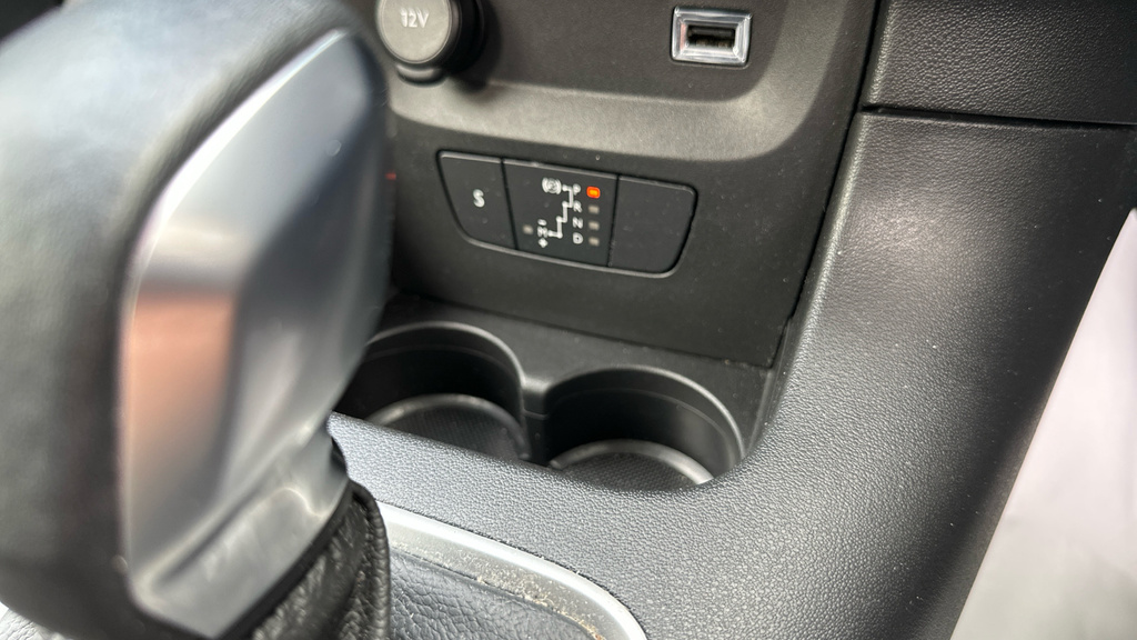 Citroen C3 1.2 Puretech 110 Plus Eat6 Grey #98