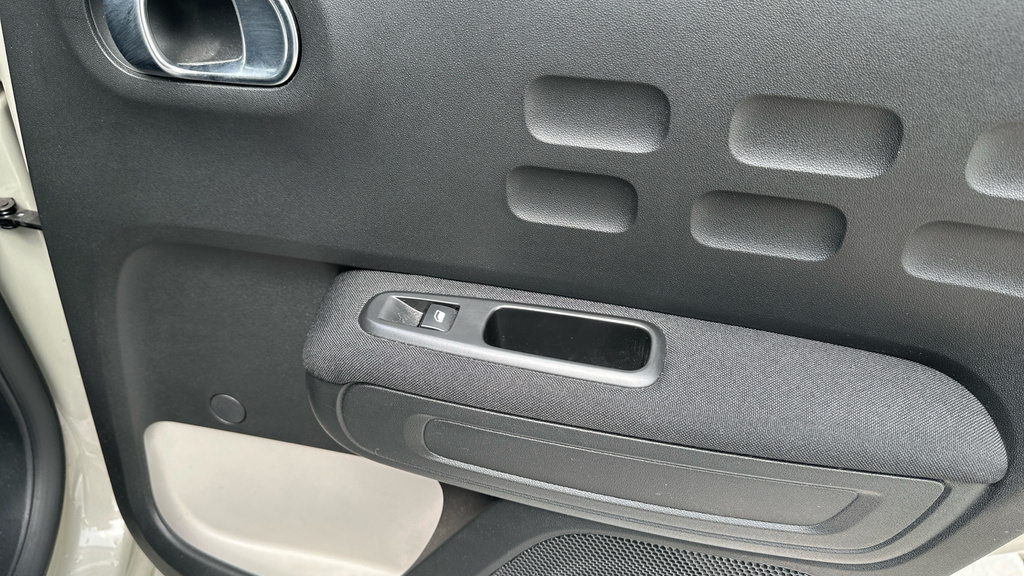 Citroen C3 1.2 Puretech 110 Plus Eat6 Grey #64