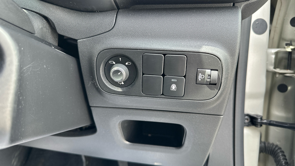Citroen C3 1.2 Puretech 110 Plus Eat6 Grey #73