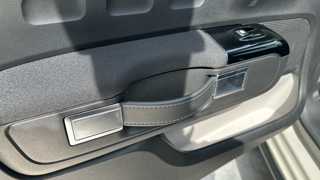 Citroen C3 1.2 Puretech 110 Plus Eat6 Grey #41