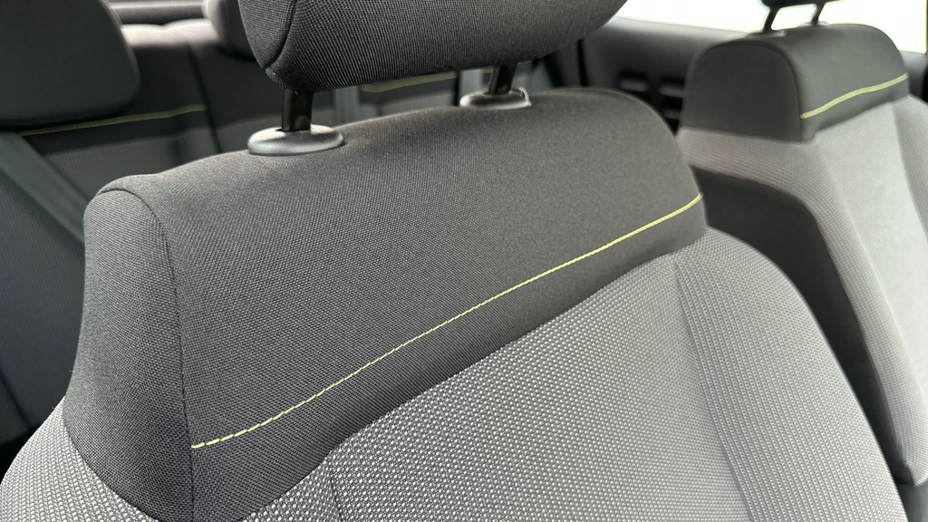 Citroen C3 1.2 Puretech 110 Plus Eat6 Grey #77