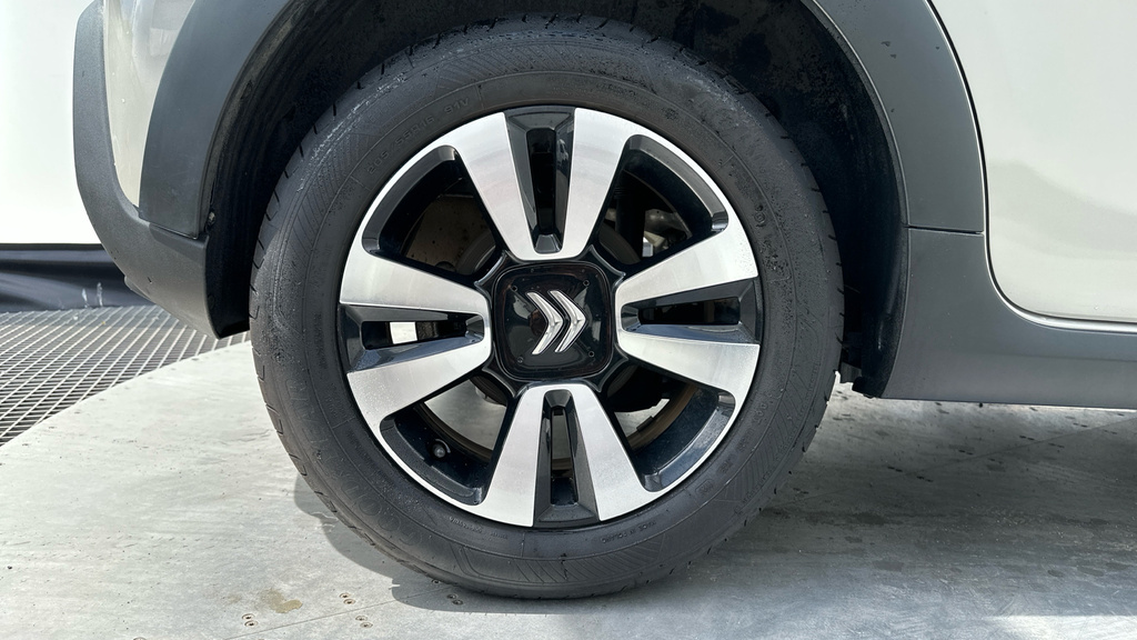 Citroen C3 1.2 Puretech 110 Plus Eat6 Grey #19