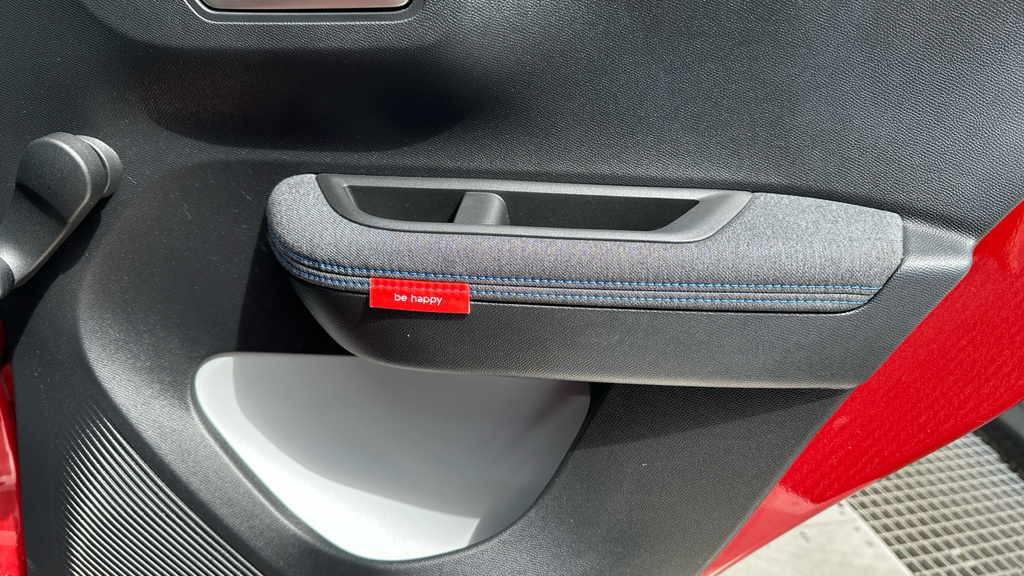 Citroen C3 83Kw Plus 44Kwh White #70