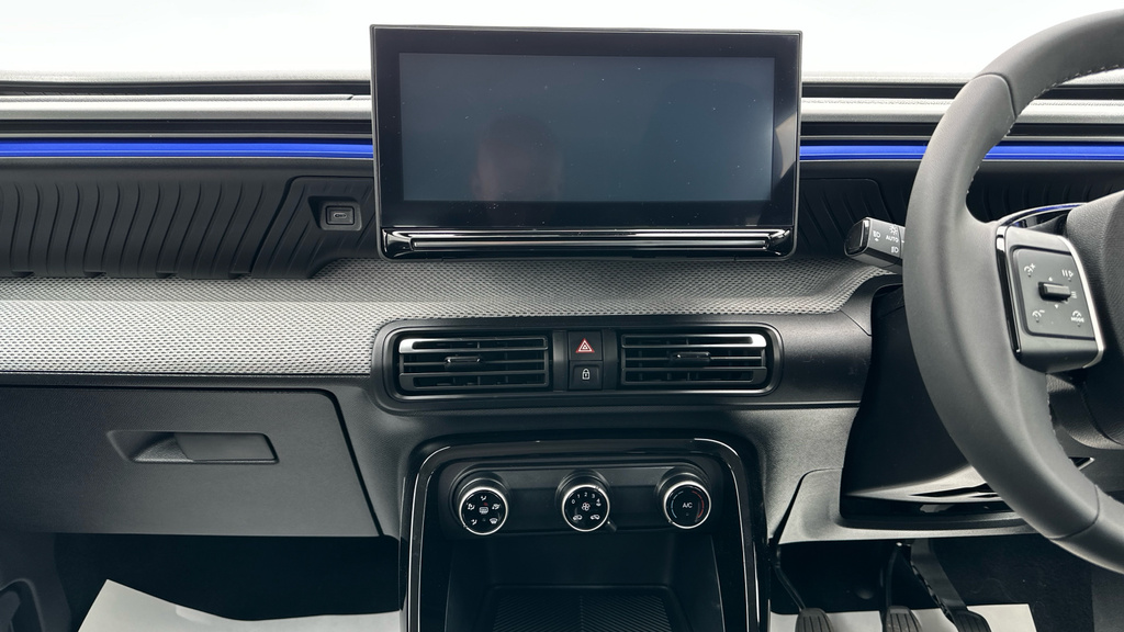 Citroen C3 83Kw Plus 44Kwh White #12