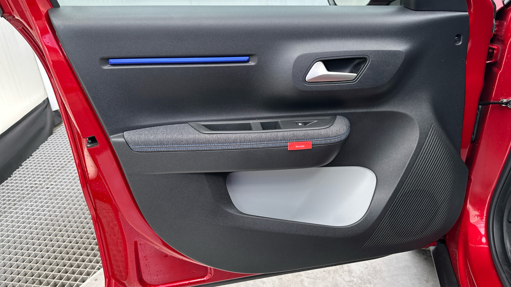 Citroen C3 83Kw Plus 44Kwh White #40