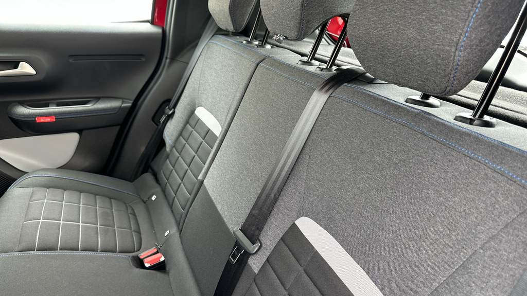 Citroen C3 83Kw Plus 44Kwh White #14