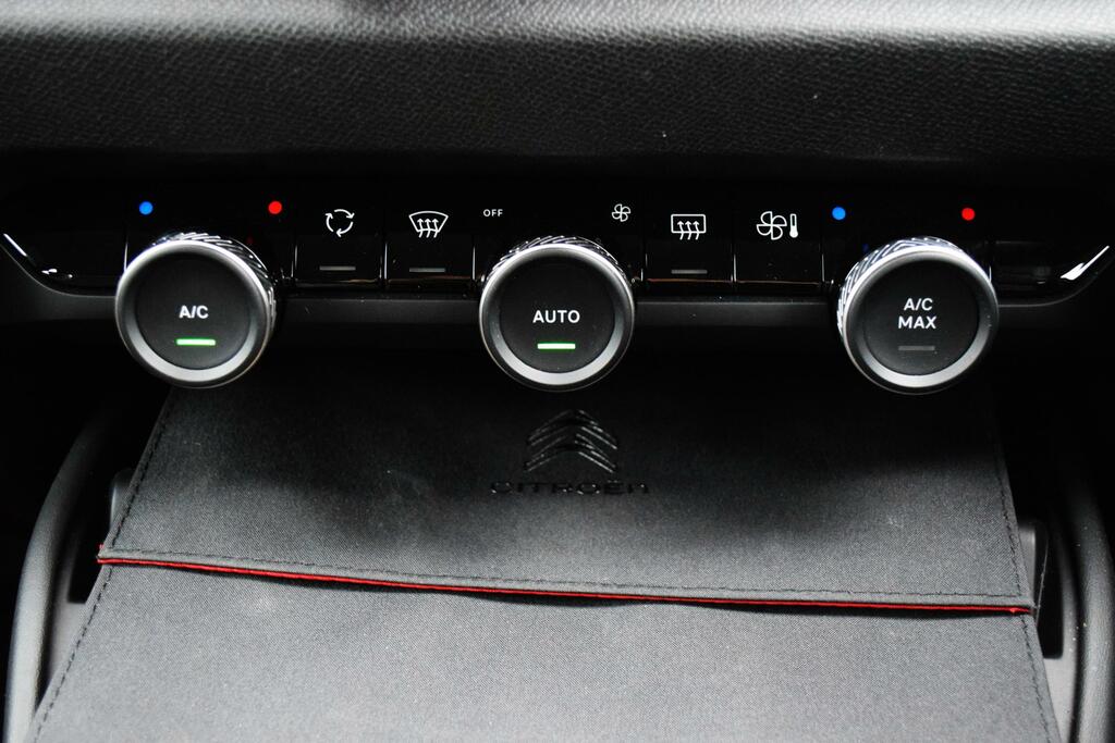 Citroen C4 1.2 Puretech Shine Euro 6 Ss Black #8