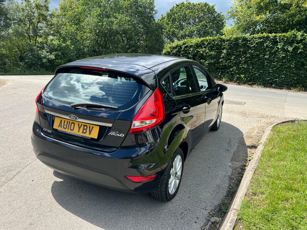 Ford Fiesta Hatchback 1.4 Tdci Dpf Studio 201060 Black #6