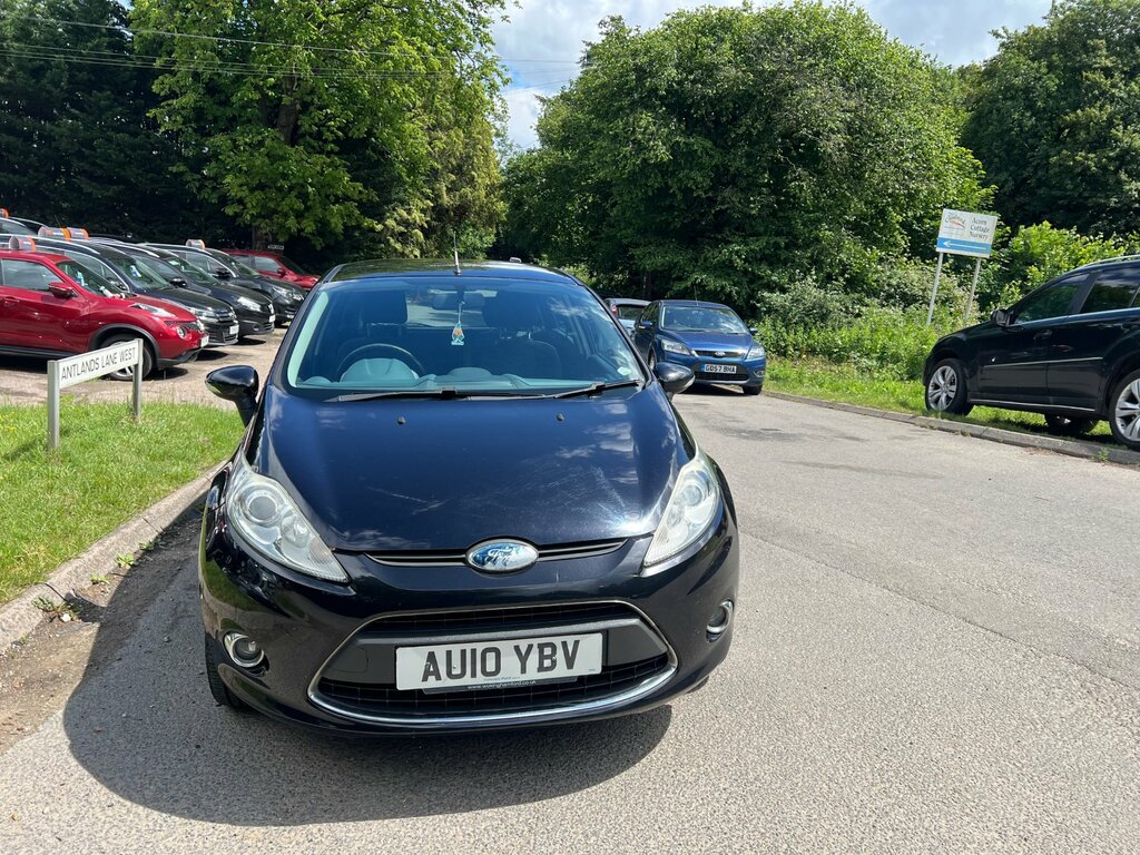 Ford Fiesta Hatchback 1.4 Tdci Dpf Studio 201060 Black #2