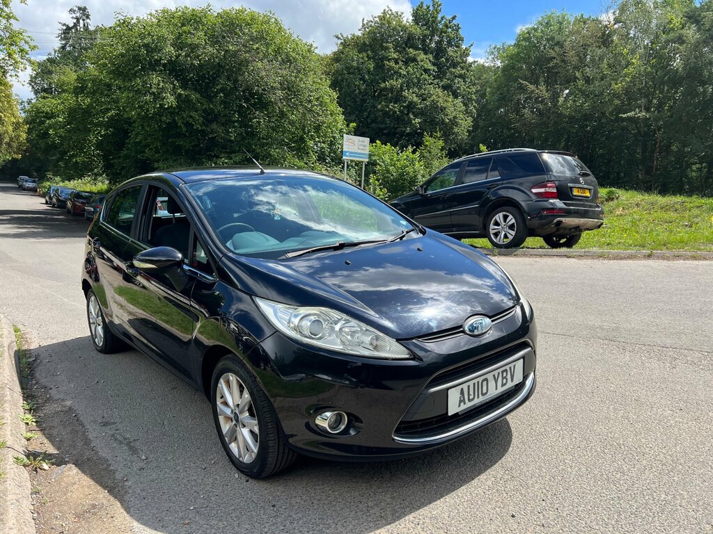 Ford Fiesta Hatchback 1.4 Tdci Dpf Studio 201060 Black #1