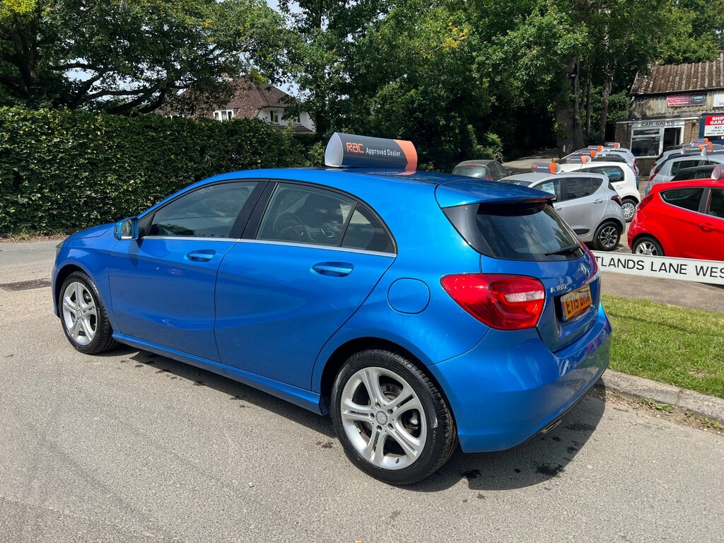 Mercedes-Benz A Class 1.6 A180 Sport Edition Hatchback Blue #3