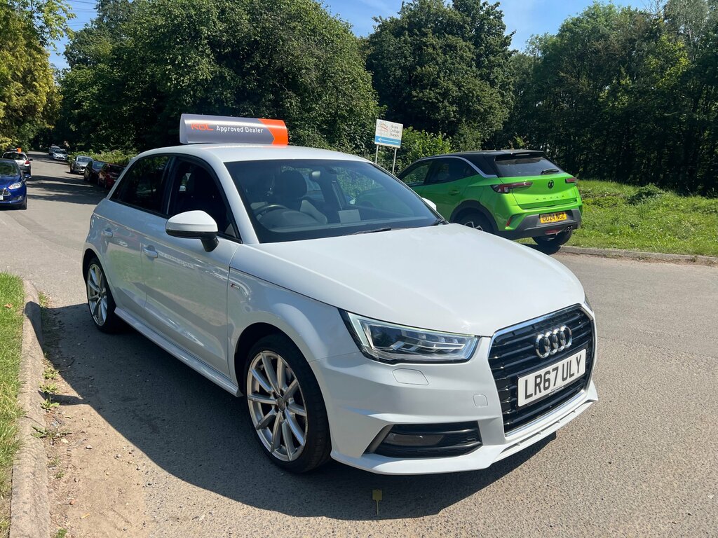 Audi A1 1.4 Tfsi S Line Sportback Euro 6 White #2