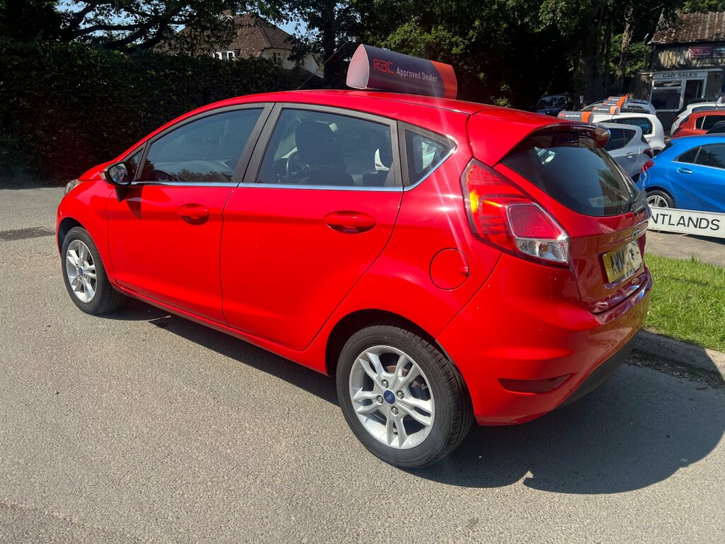 Ford Fiesta 1.25 Zetec Hatchback Euro 5 82 Red #5