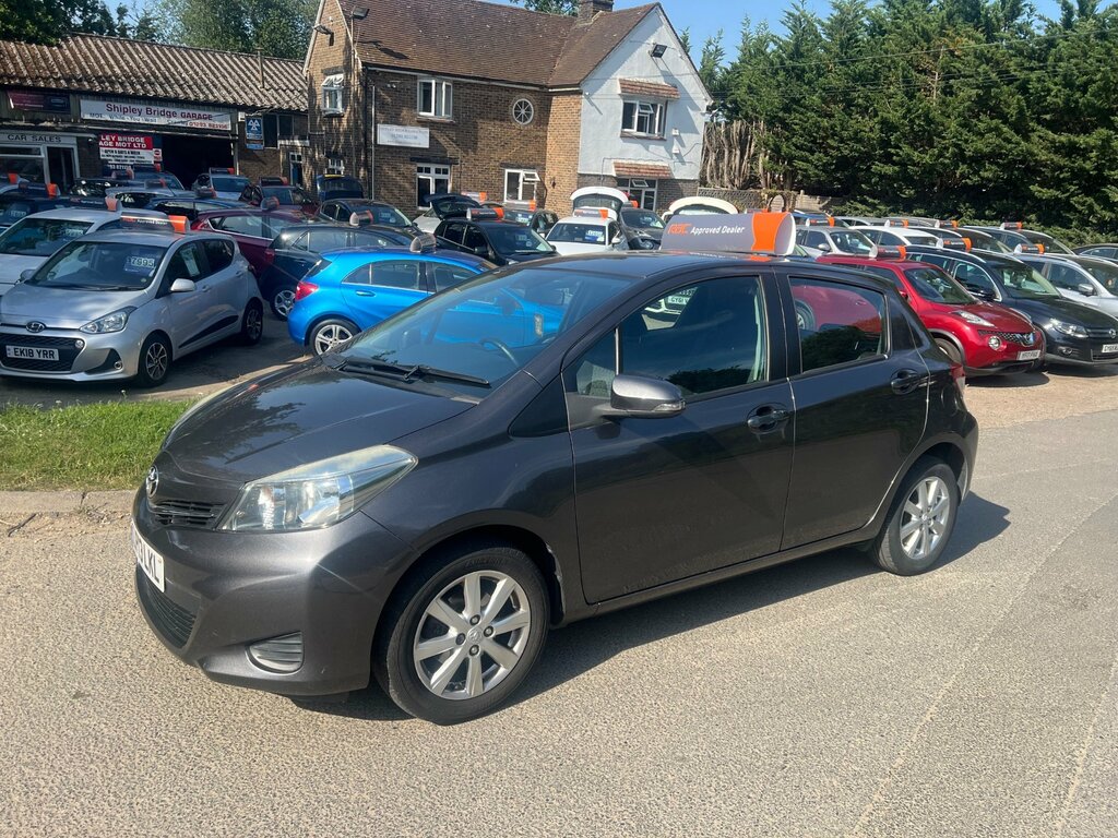 Toyota Yaris 1.33 Dual Vvt-i Tr Hatchback Eur Grey #2