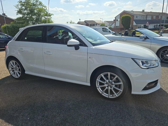 Audi A1 Tfsi Cod S Line DC15AXG White #5