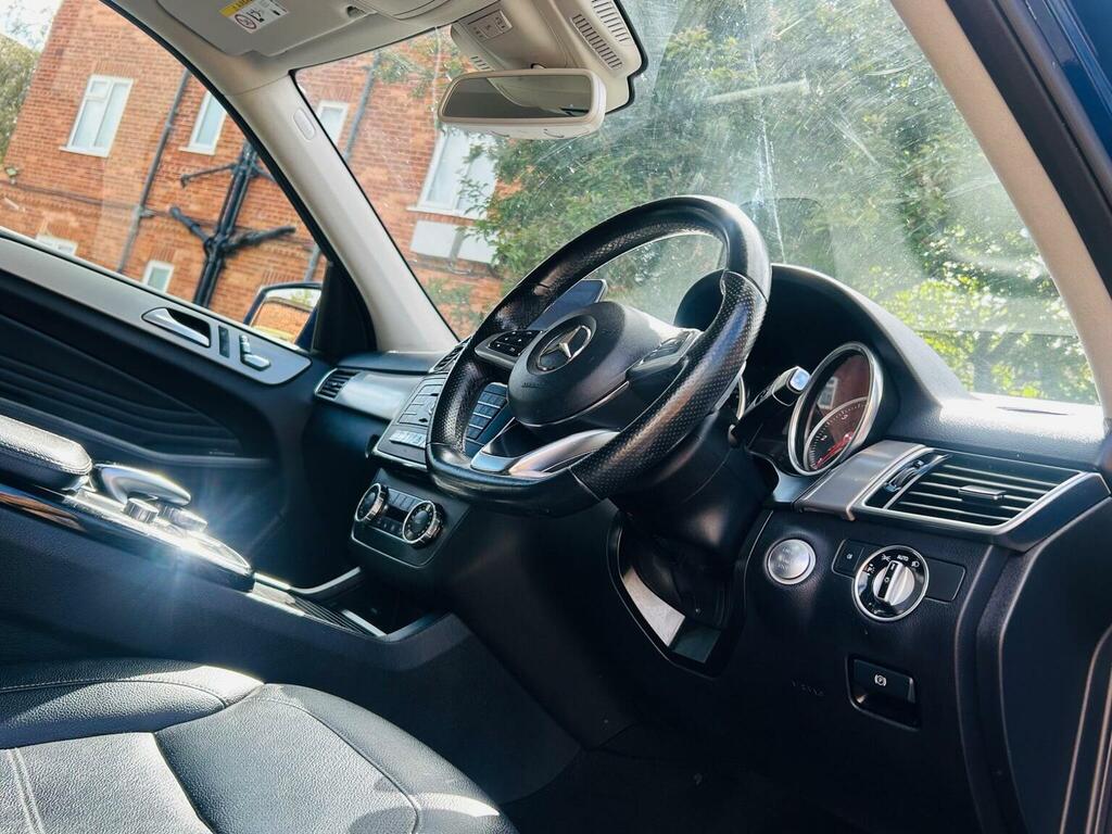 Mercedes-Benz GLE Class Gle 250D 4Matic Amg Black #38