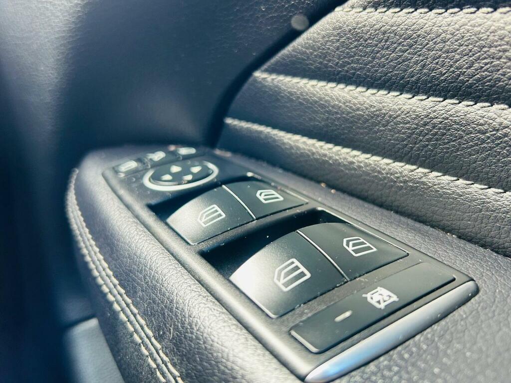 Mercedes-Benz GLE Class Gle 250D 4Matic Amg Black #18