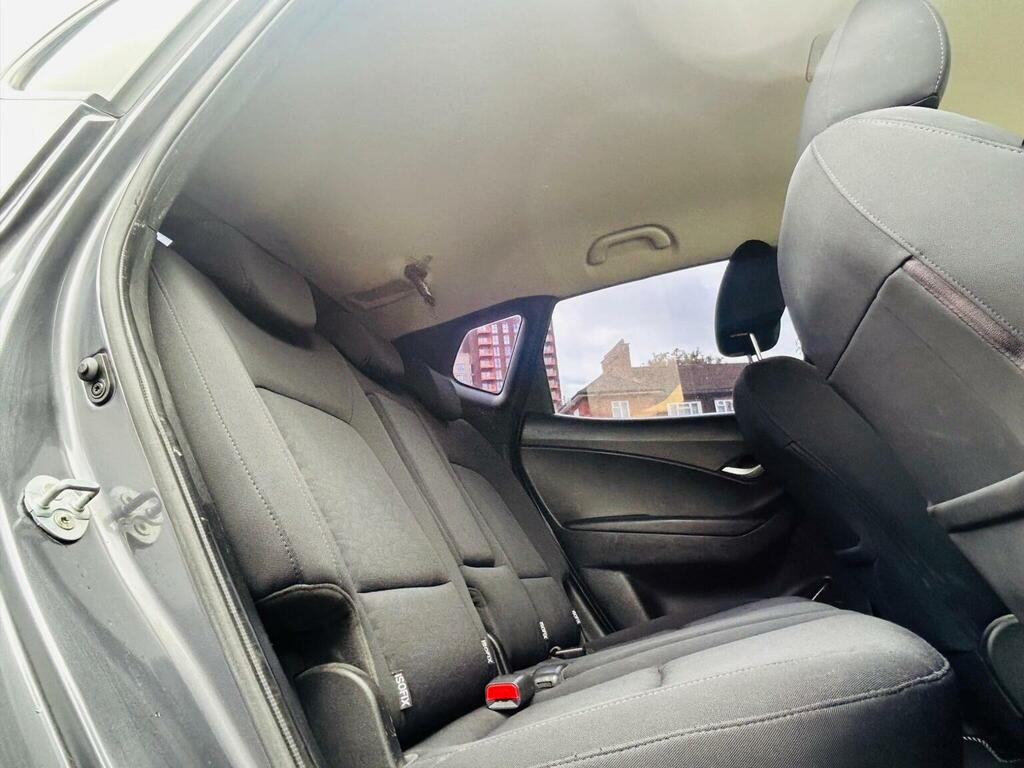 Hyundai Ix20  White #13
