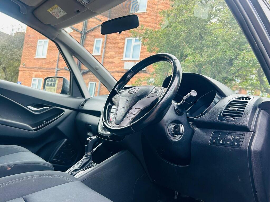 Hyundai Ix20  White #29