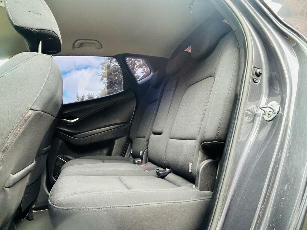 Hyundai Ix20  White #12