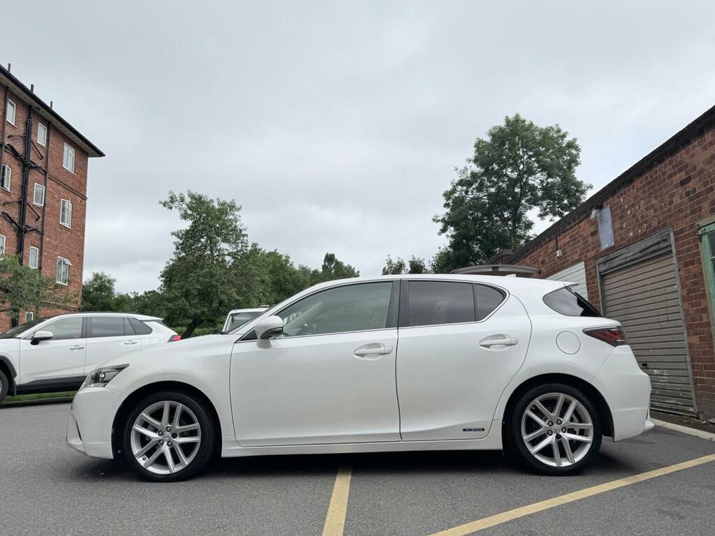 Lexus CT 200H Advance Red #7