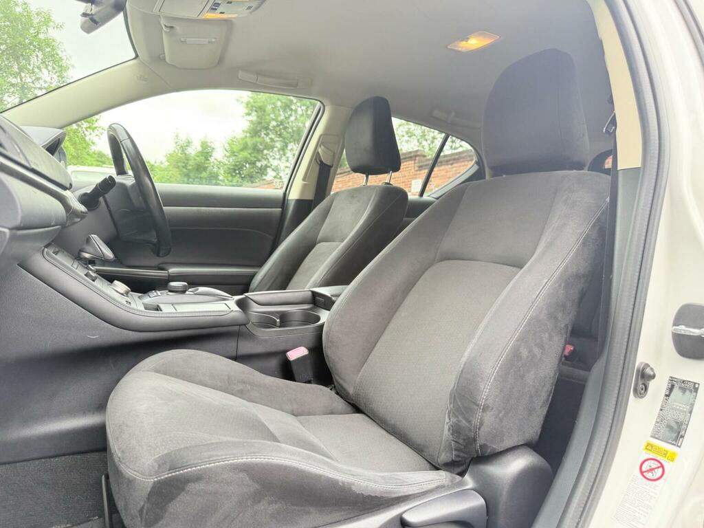 Lexus CT 200H Advance Red #12