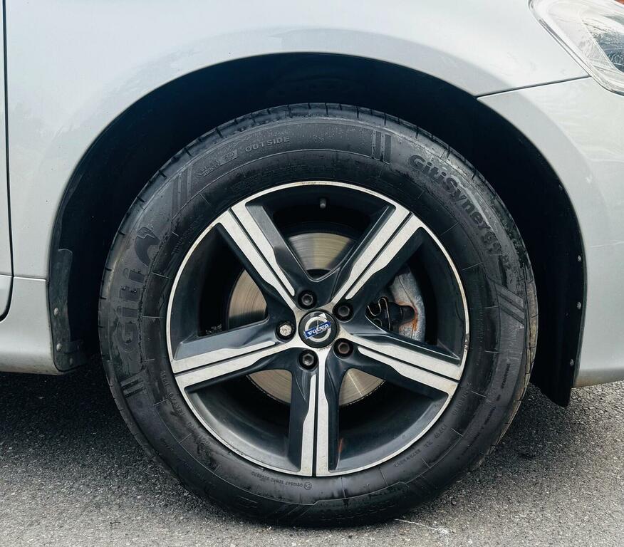Volvo XC60 D4 Momentum Blue #13