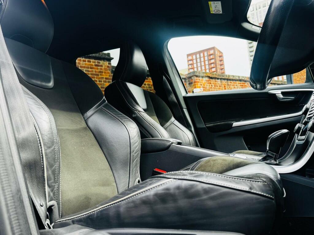 Volvo XC60 D4 Momentum Blue #15