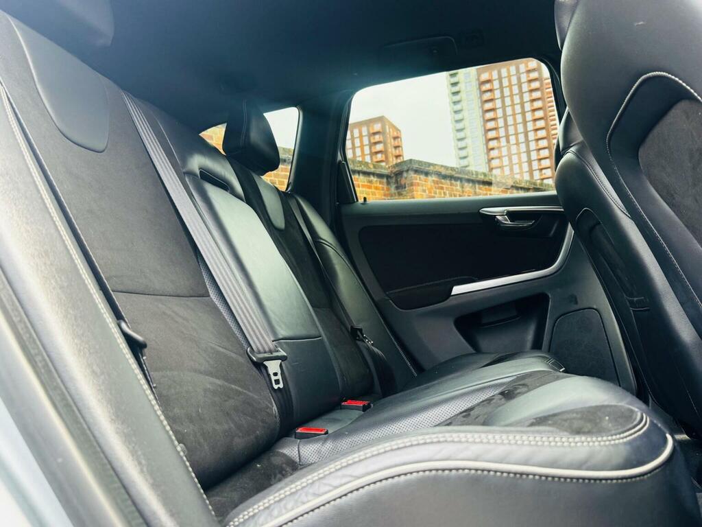 Volvo XC60 D4 Momentum Blue #18