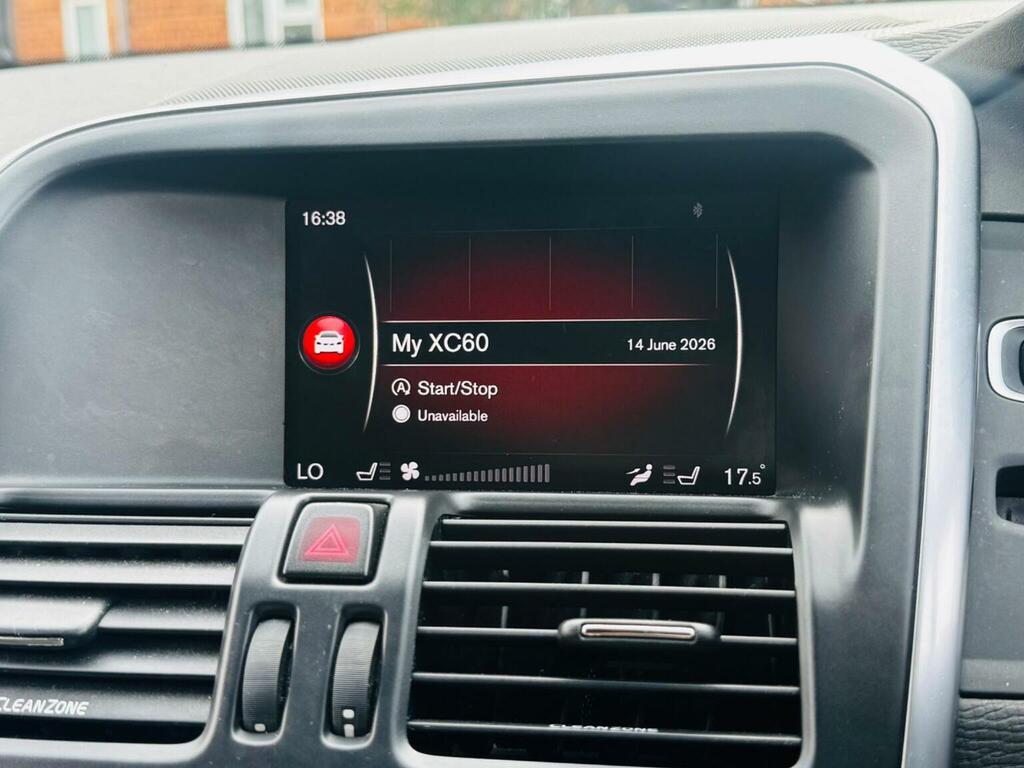 Volvo XC60 D4 Momentum Blue #29