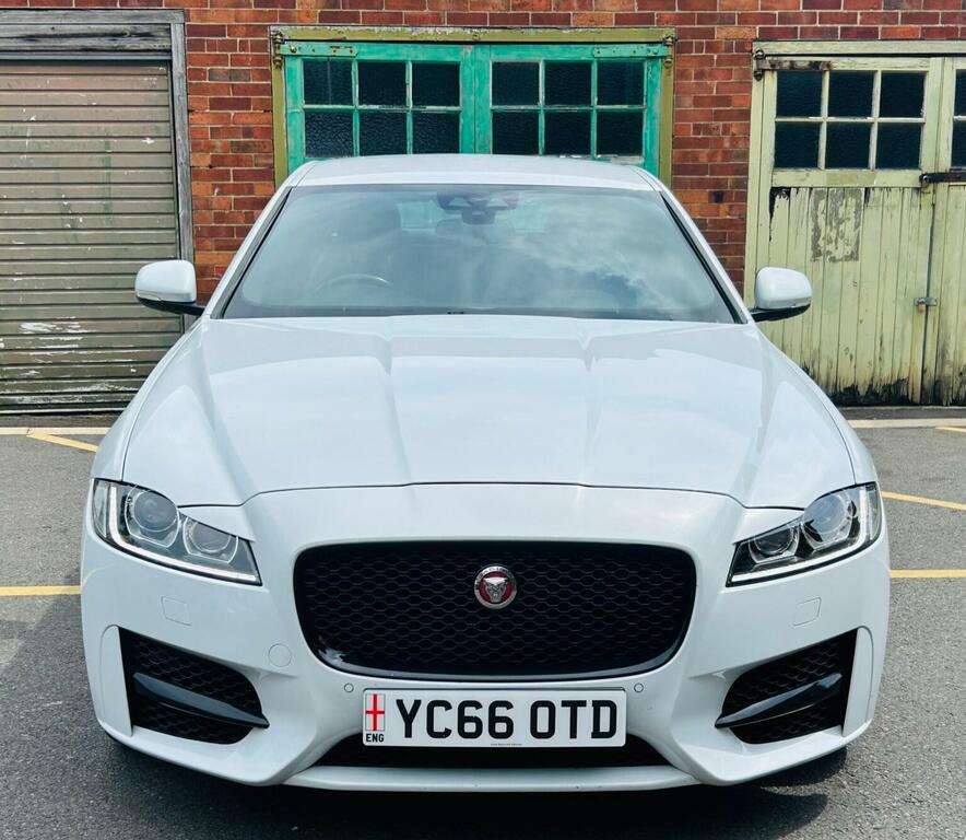Jaguar XF 2.0D R-sport Euro 6 Ss White #3