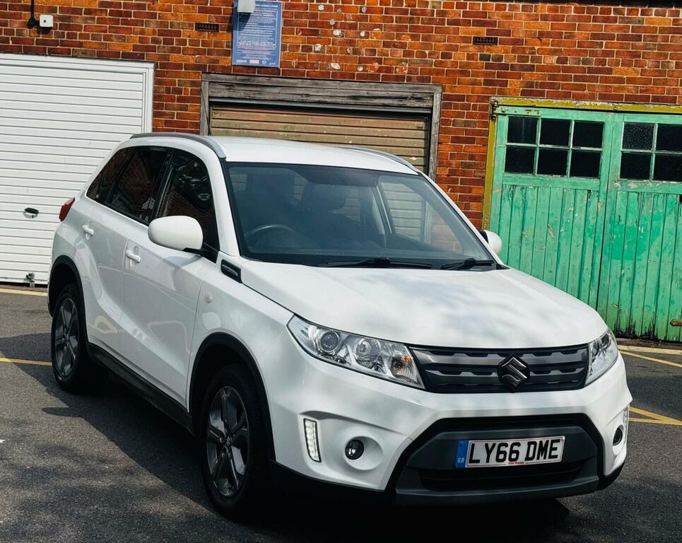 Suzuki Vitara 1.6 Sz-t Euro 6 Ss White #2