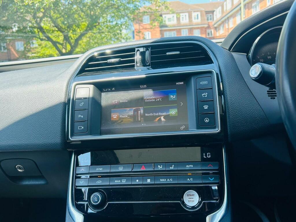 Jaguar XE Xe R-sport D Awd Blue #23